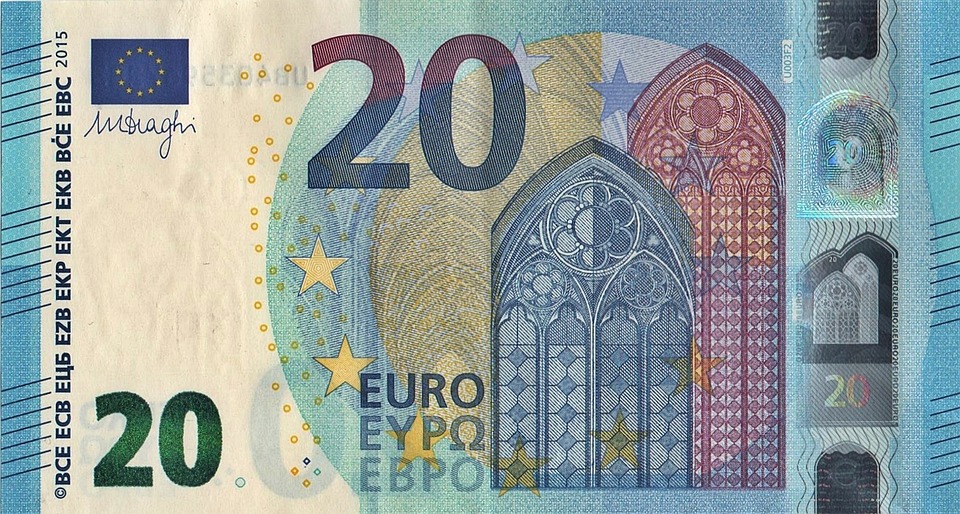 dvacet eur